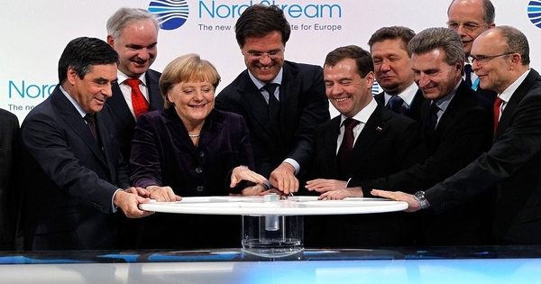 Germany Puts Its Head in Russia’s Energy Pipeline Noose